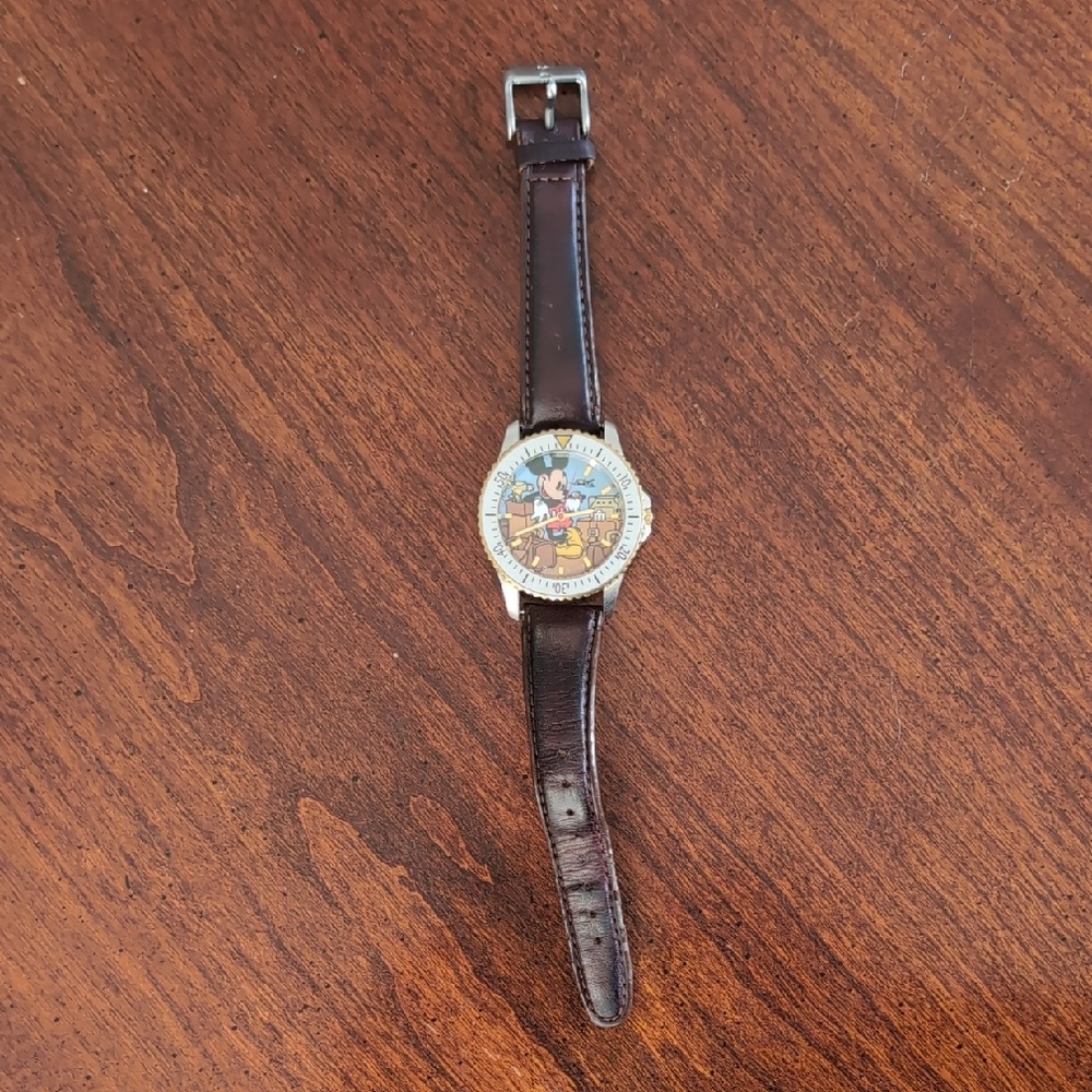 Vintage Mickey Mouse Watch w/brown leather strap.